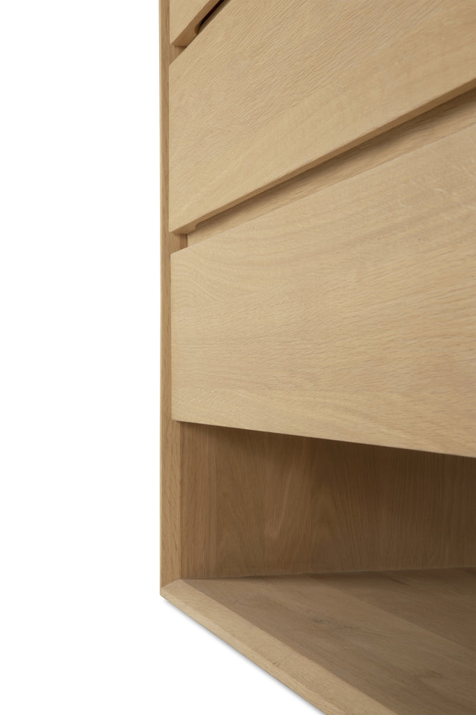 Solid oak wood dresser with three drawers beveled edges and hand finished dovetail details marries solid construction with refined design - detail2 view - Saffron and Poe, Ethnicraft