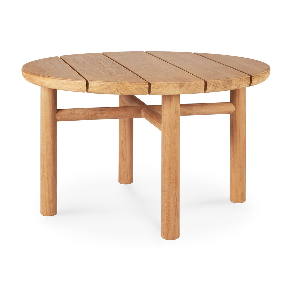 Quatro Outdoor Side Table made of solid teak with grooved tabletop and round legs in modern outdoor setting