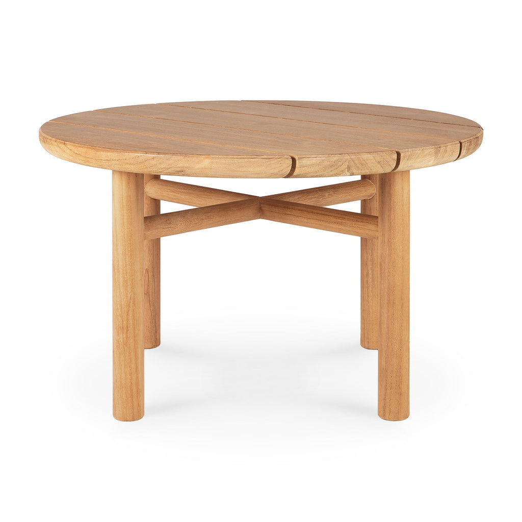 Quatro Outdoor Side Table made of solid teak with grooved tabletop and round legs in modern outdoor setting