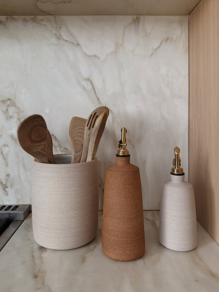 Lucca Ceramic Olive Oil Bottle - Terracotta