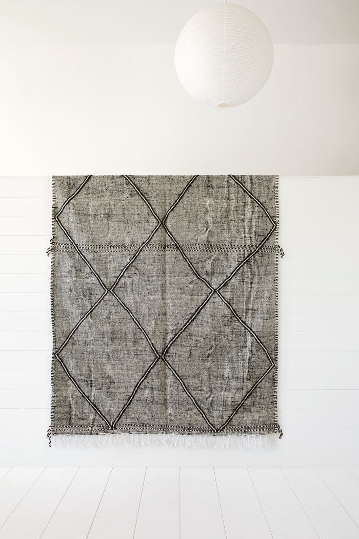  Front view of No. 24 - Moroccan Flat Weave Kilim Rug against a white background. - Saffron and Poe
